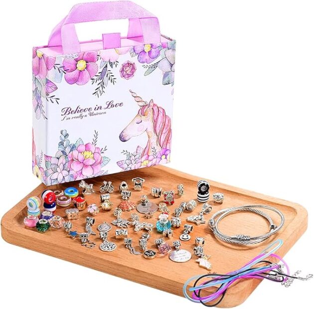 COO&KOO Charm Bracelet Making Kit - Image 2